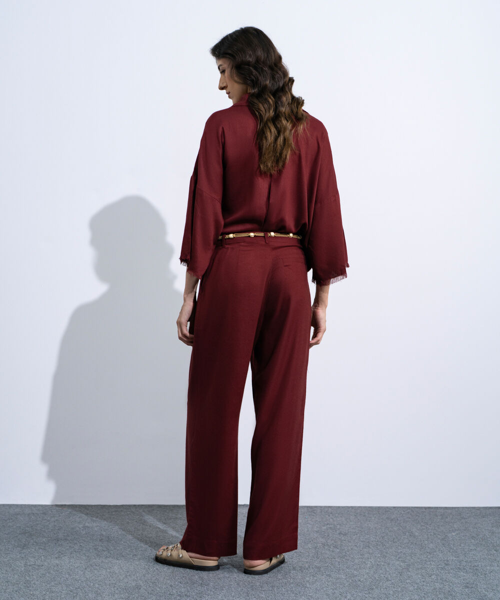 Women's Red Linen Blend Pleated Trouser With Crochet Belt