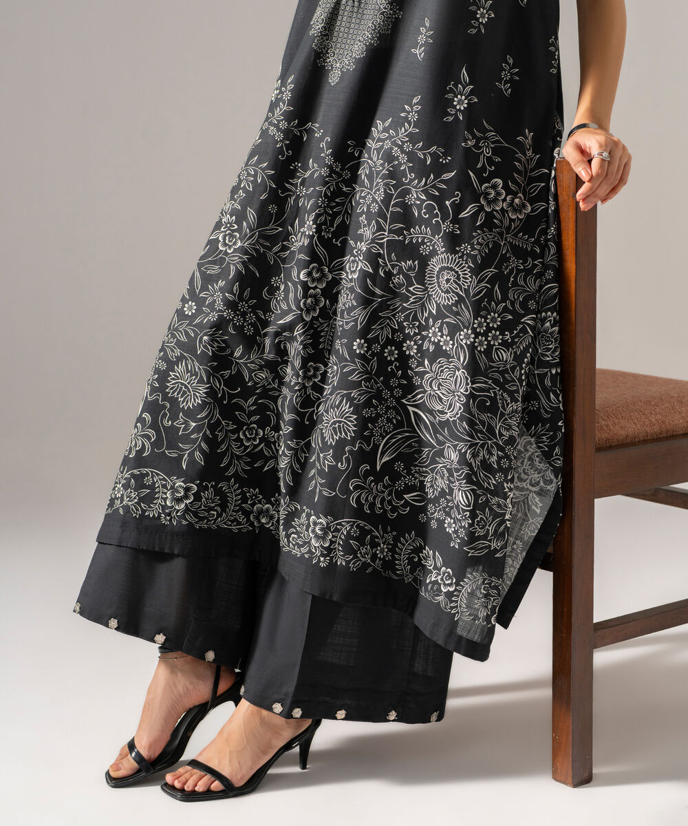 Women's RTW Cross Hatch Printed Black Straight Shirt
