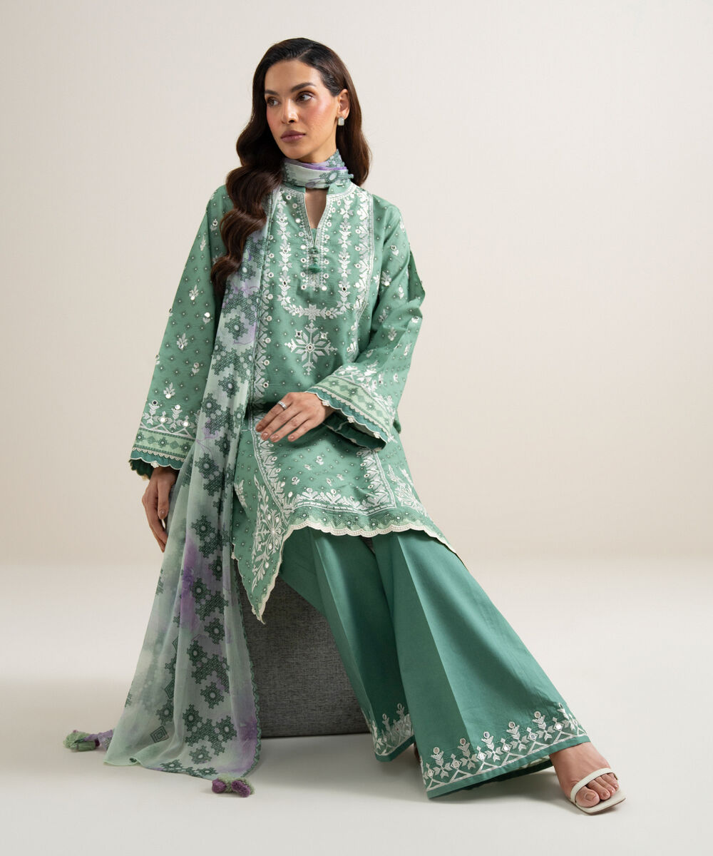 3 Piece - Embroidered Zari Lawn Suit