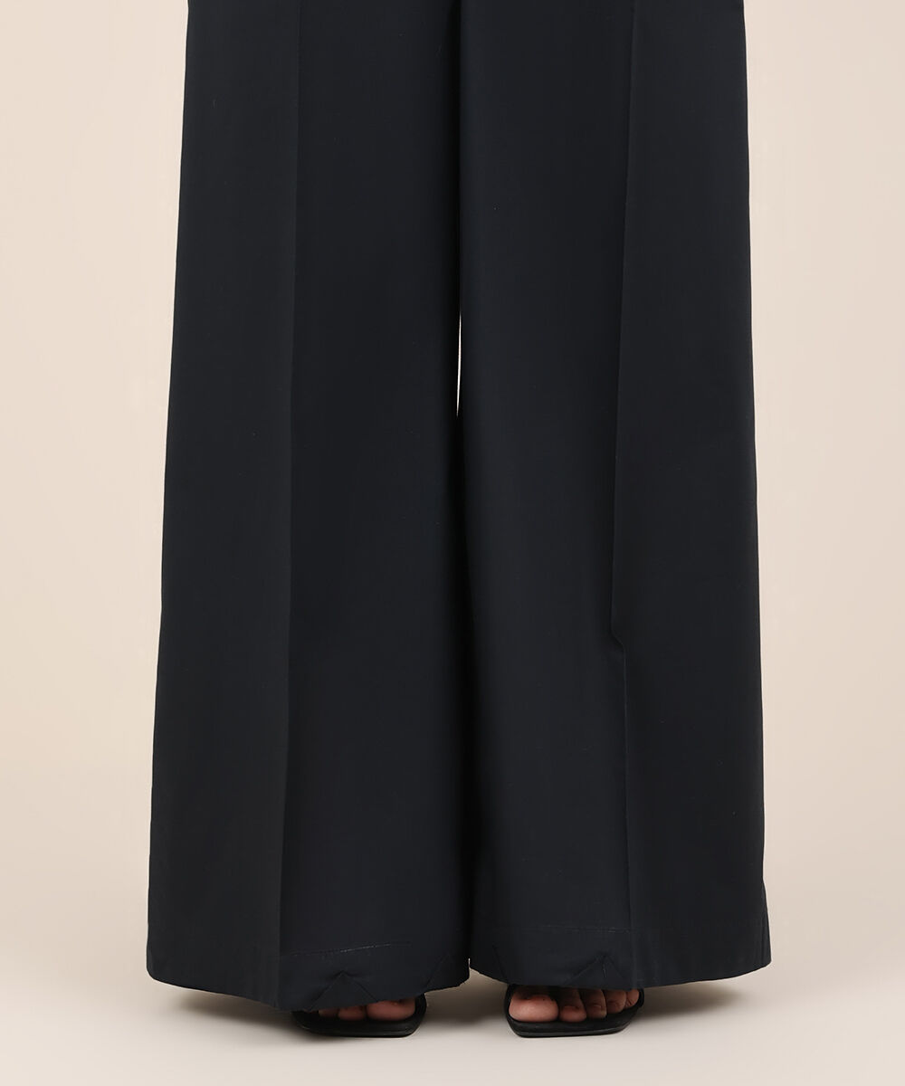 Women's RTW Cambric Black Solid Flared Pants