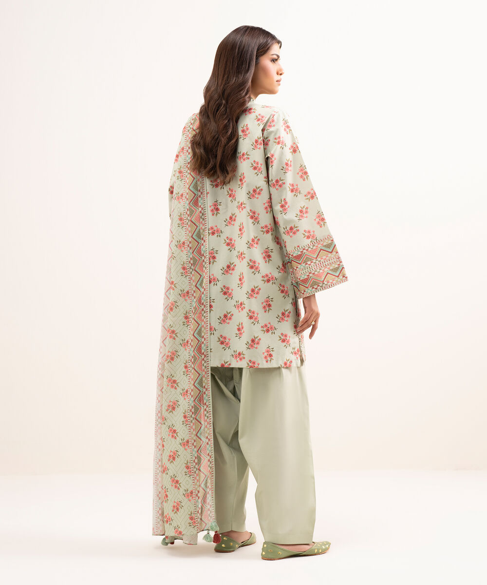 Women's Unstitched Lawn Embroidered Green 3 Piece Suit