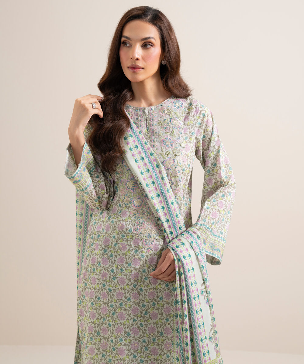 3 Piece - Embroidered Lawn Suit