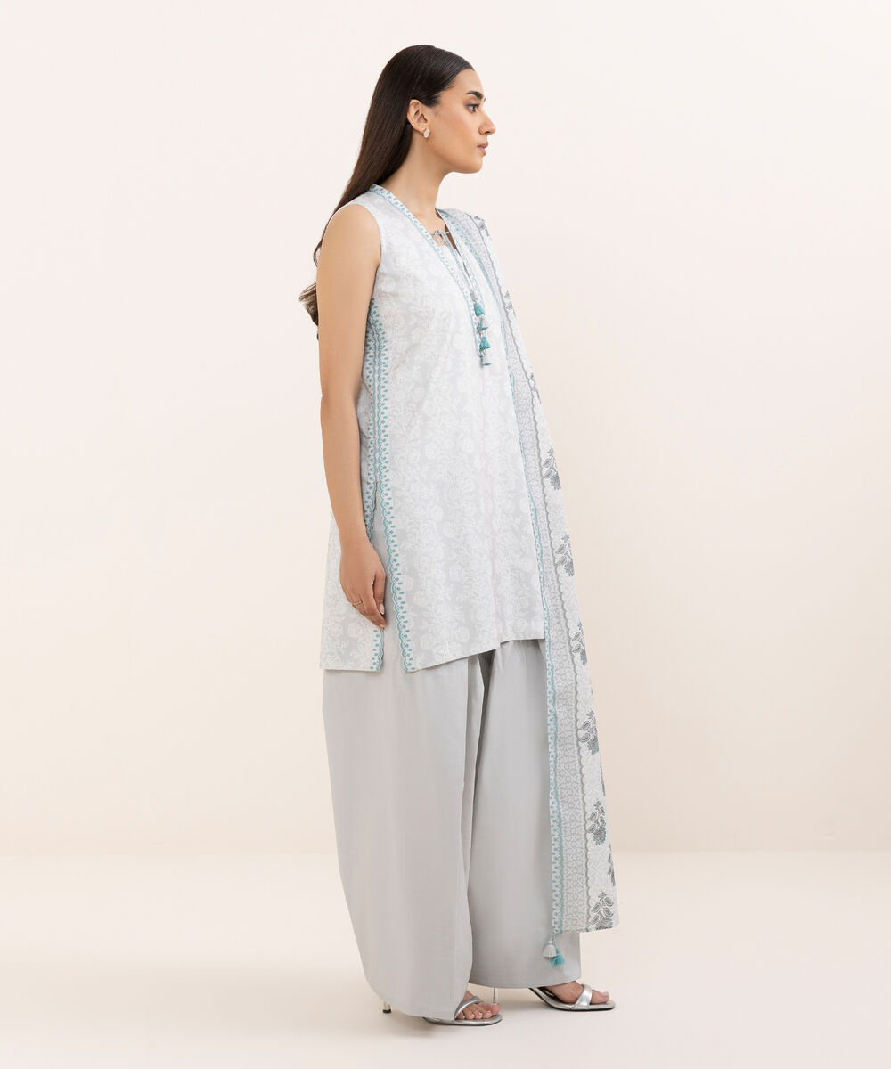 Women's Unstitched Lawn Printed Multi Three Piece Suit