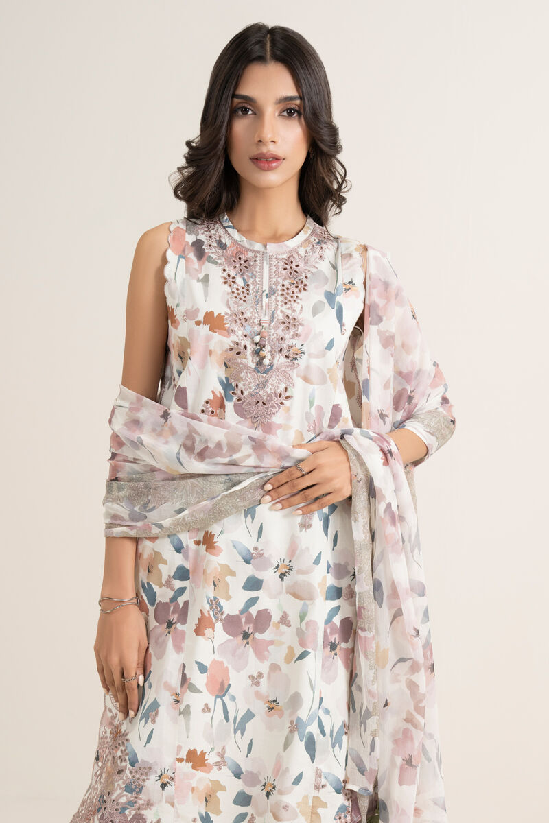 3 Piece - Embroidered Lawn Suit