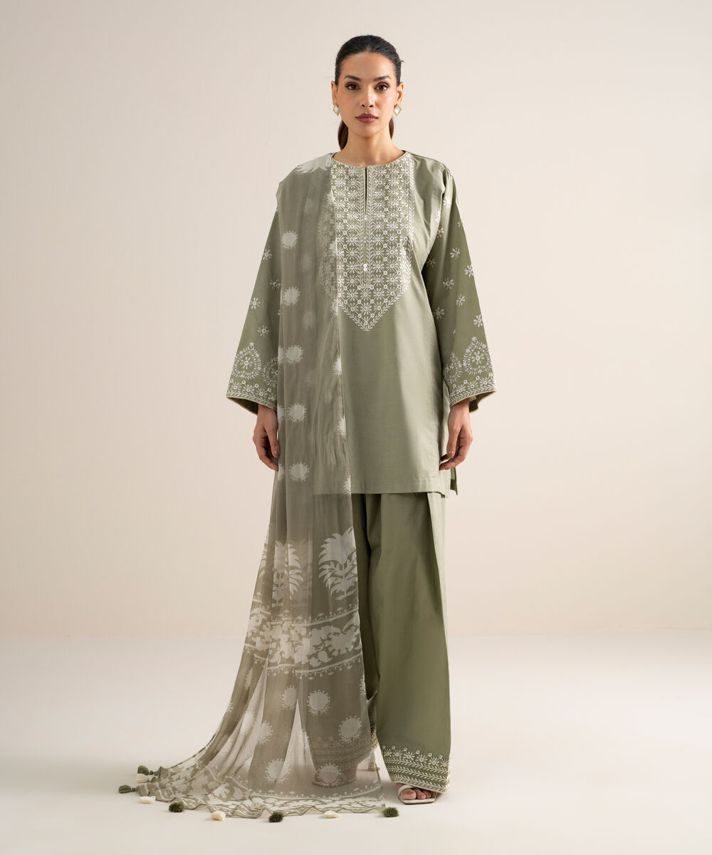 Women's Unstitched Lawn Embroidered Green 3 Piece Suit