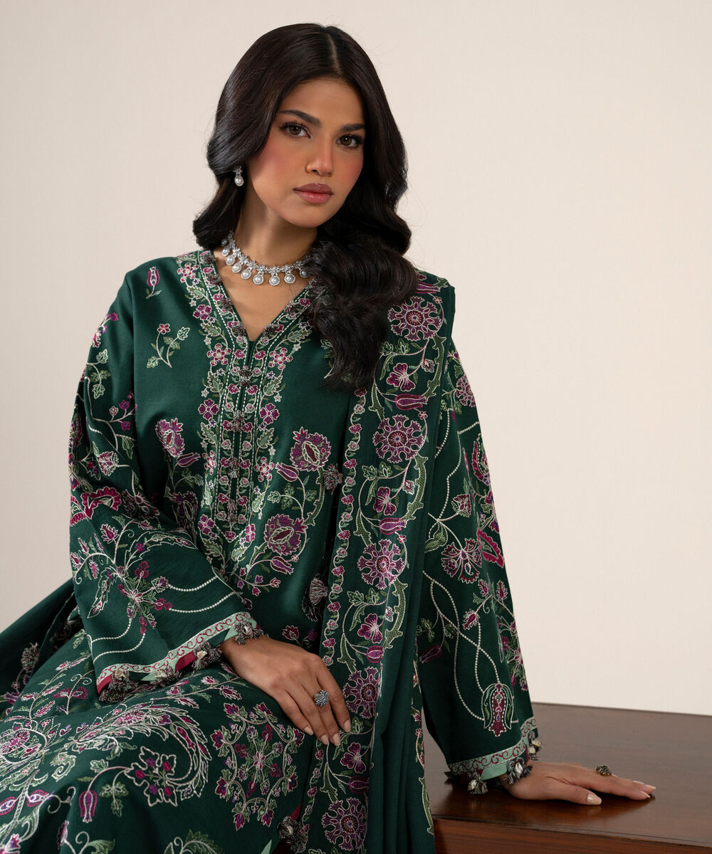Womens Unstitched Basic Khaddar Embroidered Green 3 Piece Suit