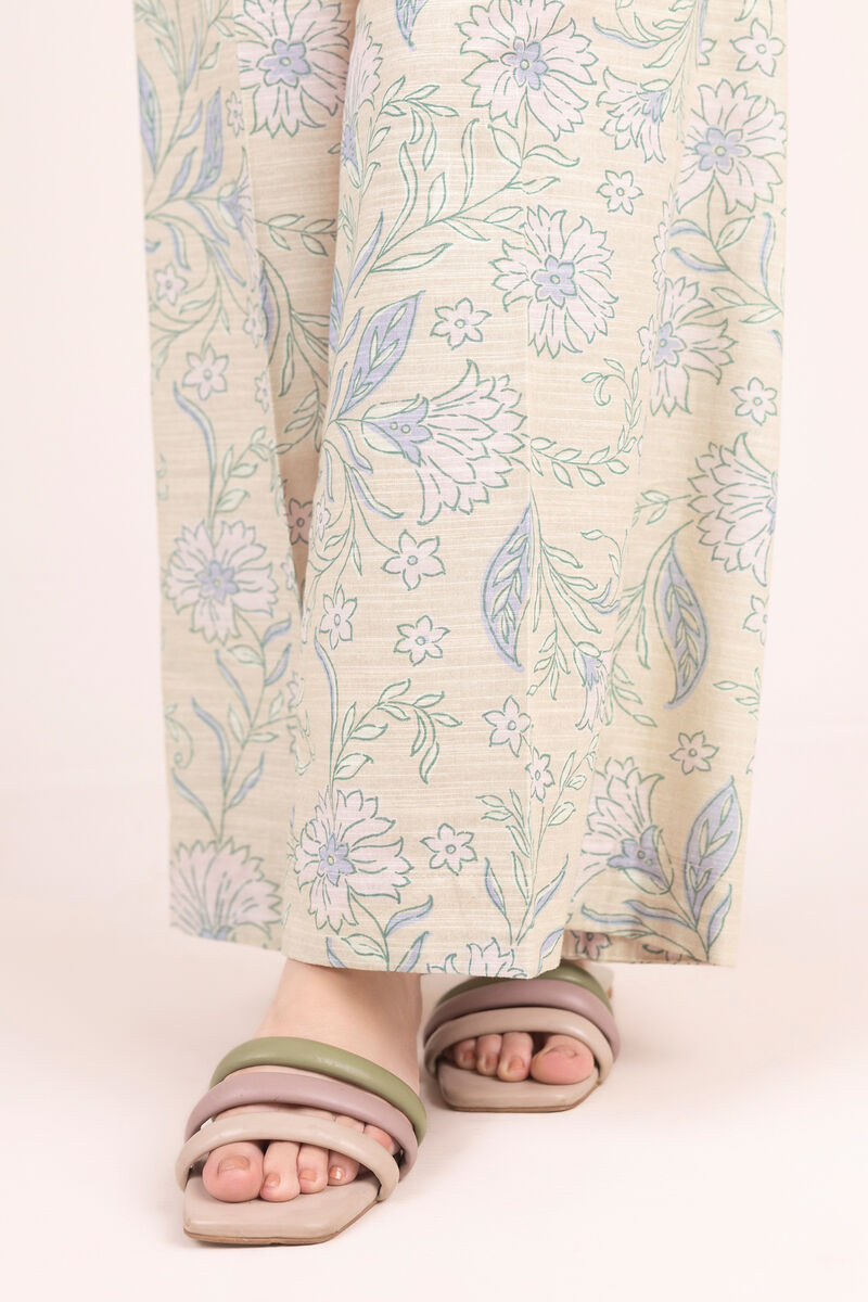 Printed Khaddar Flared Pants