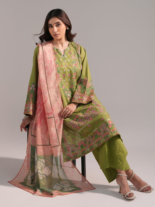 3 Piece - Embroidered Zari Lawn Suit