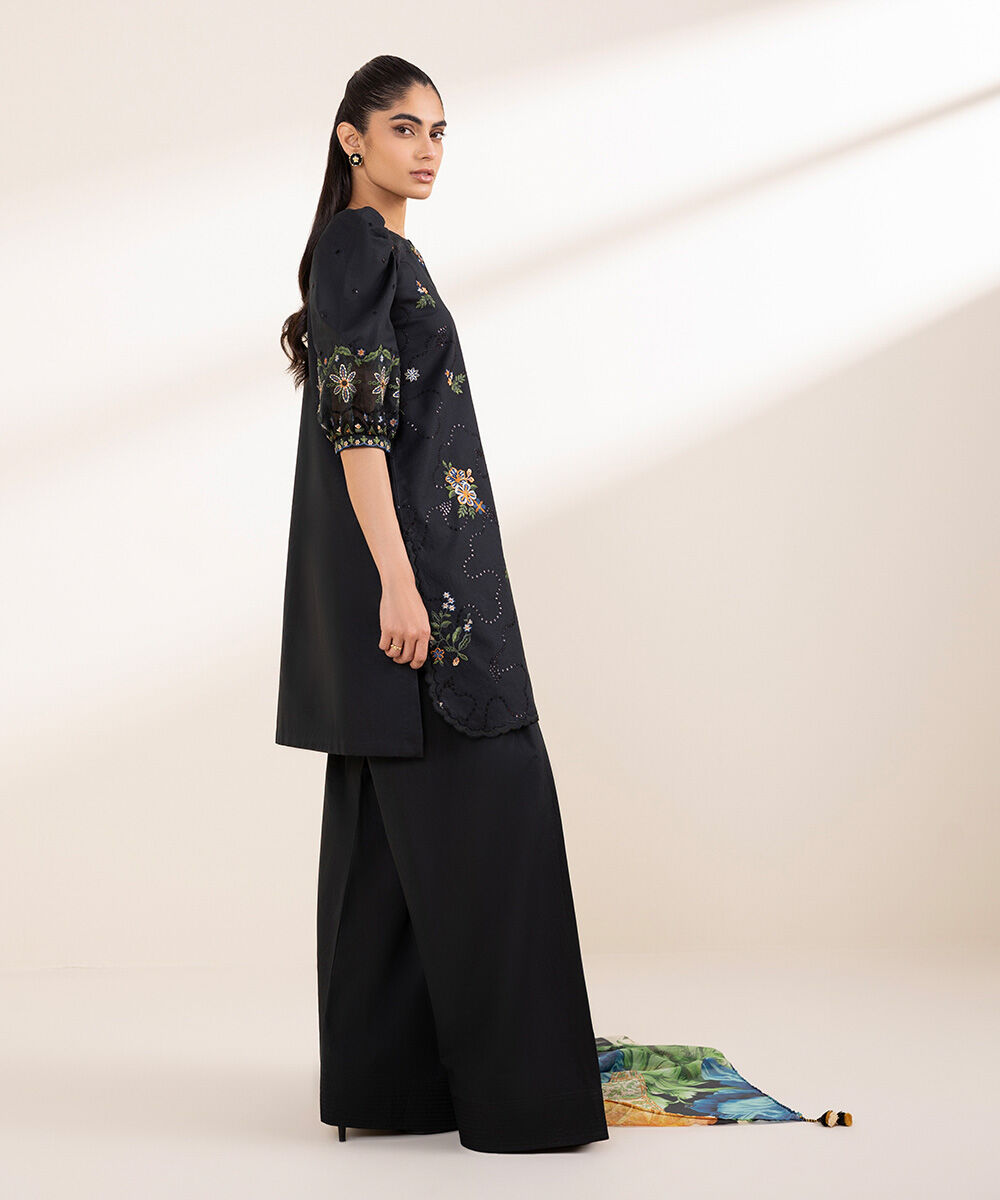 Women's Unstitched Embroidered Cotton Green 3 Piece Suit