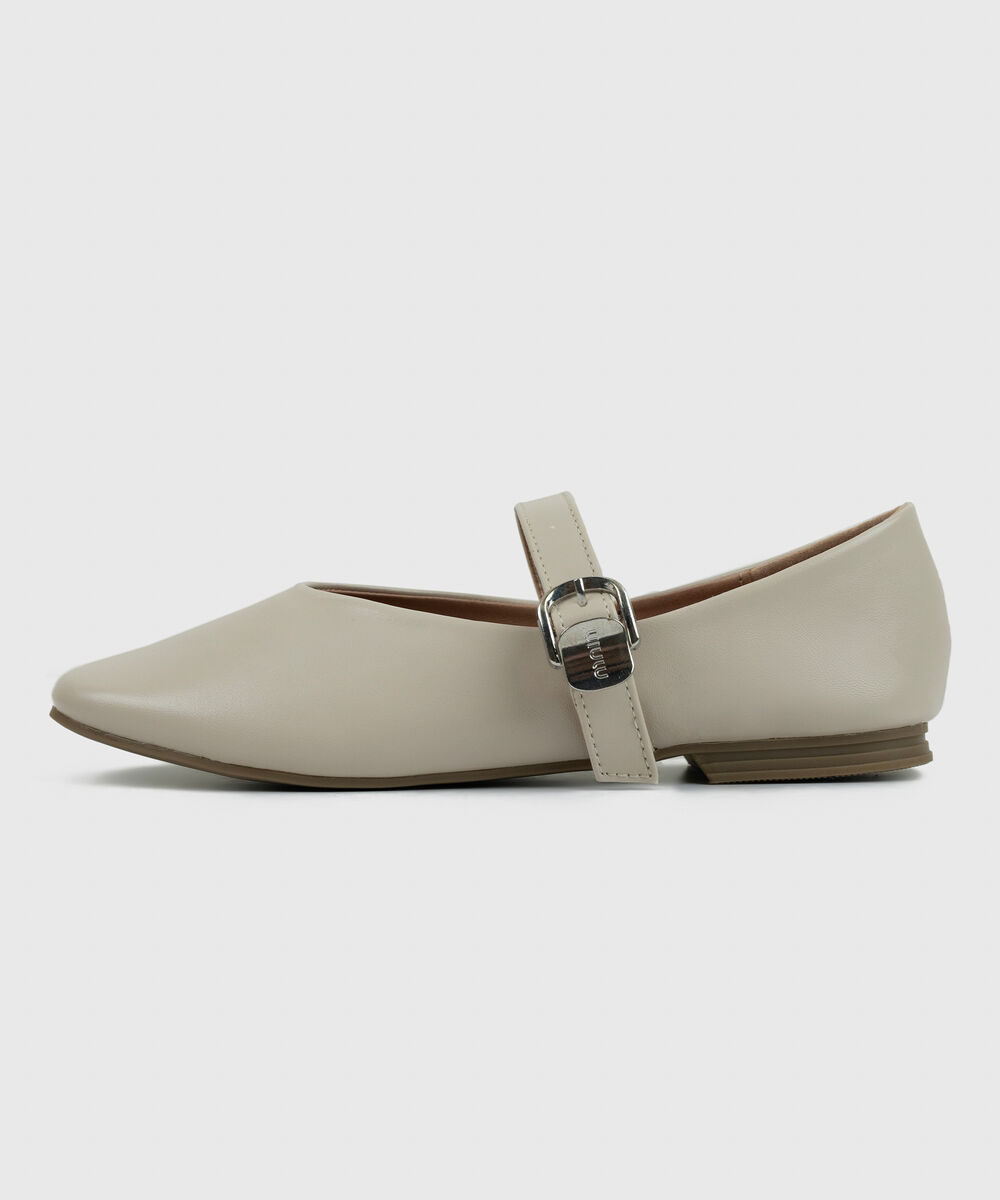 Women's Beige Pumps