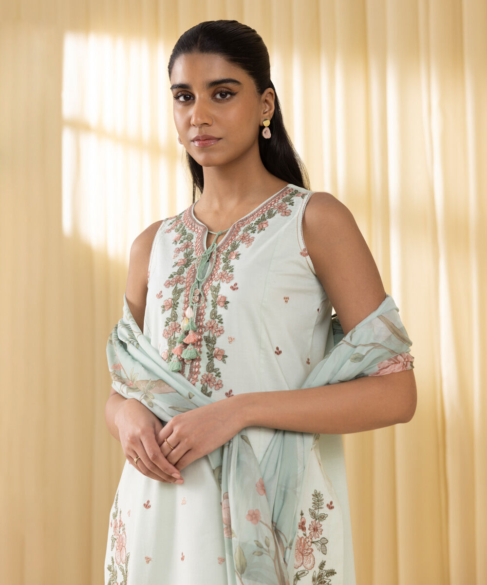 Unstitched Women's Green Lawn Embroidered 3 Piece Suit