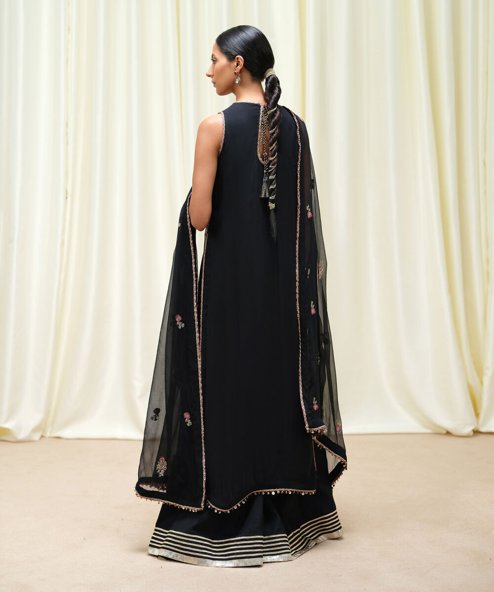 Women's Unstitched Crinkle Chiffon Dyed Three Piece Suit