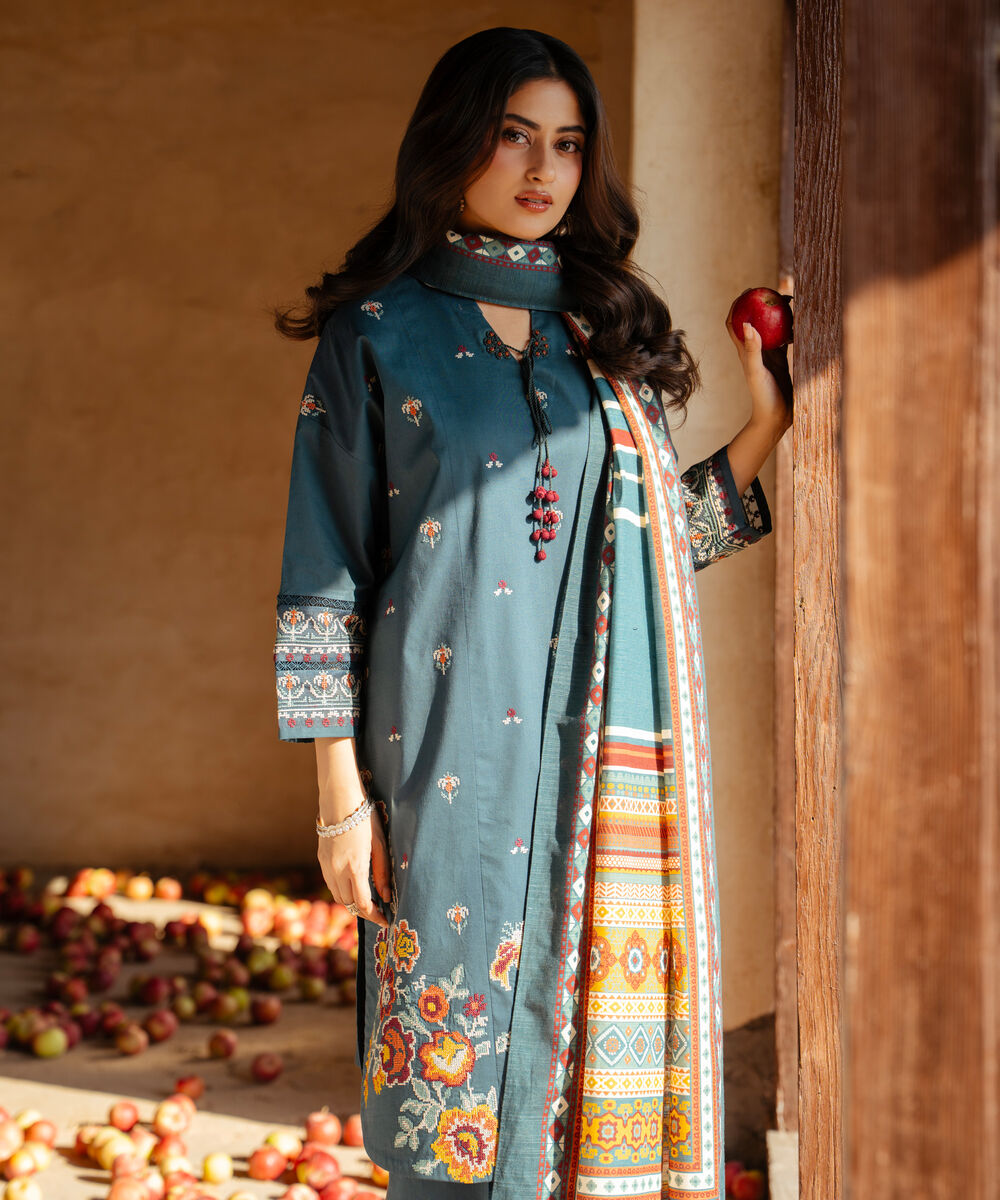 Women's Unstitched Cross Hatch Embroidered Green 3 Piece Suit