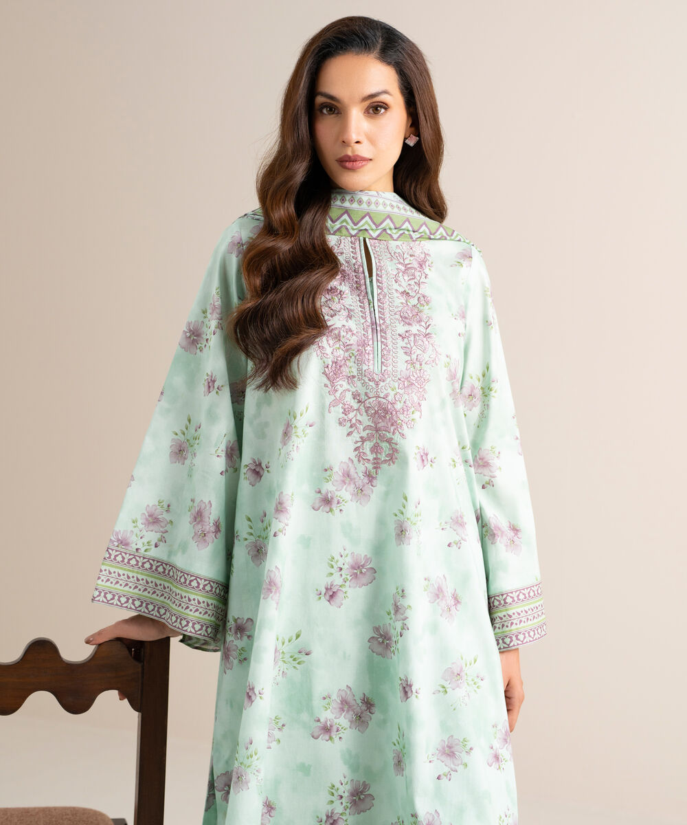 Women's Unstitched Lawn Embroidered Green 3 Piece Suit