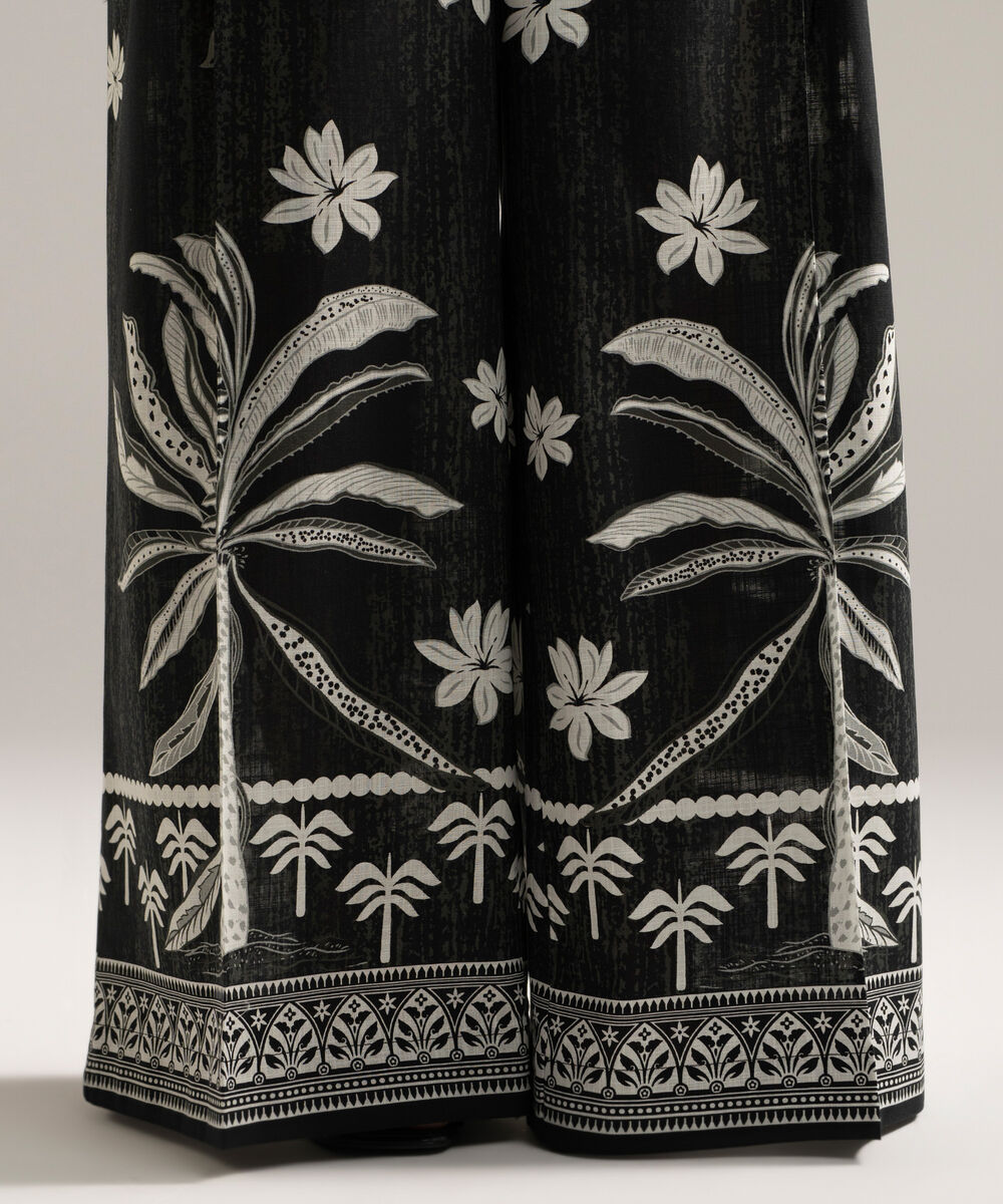 Women's RTW Cross Hatch Printed Black Flared Pants
