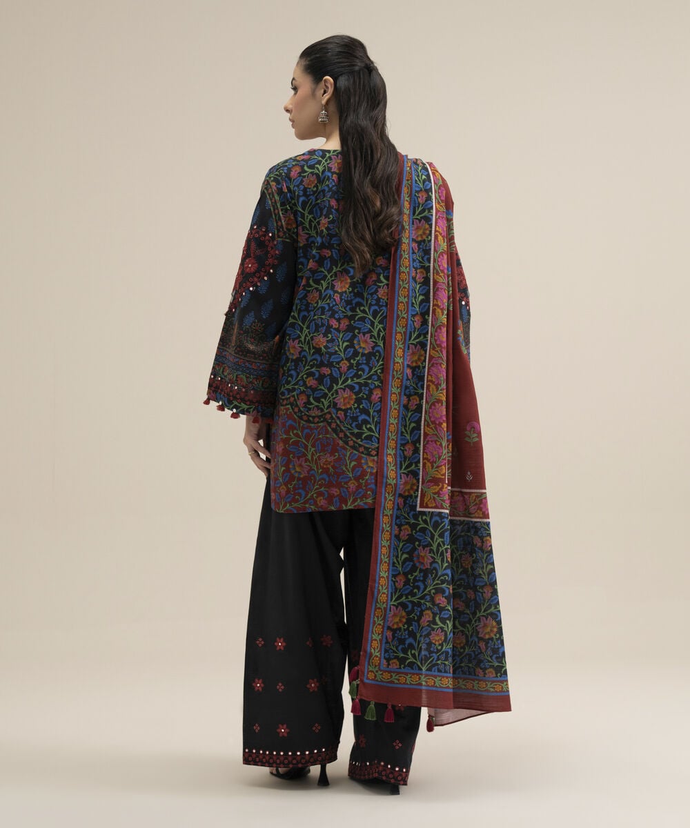Women's Unstitched Premium Khaddar Printed Multi 3 Piece Suit