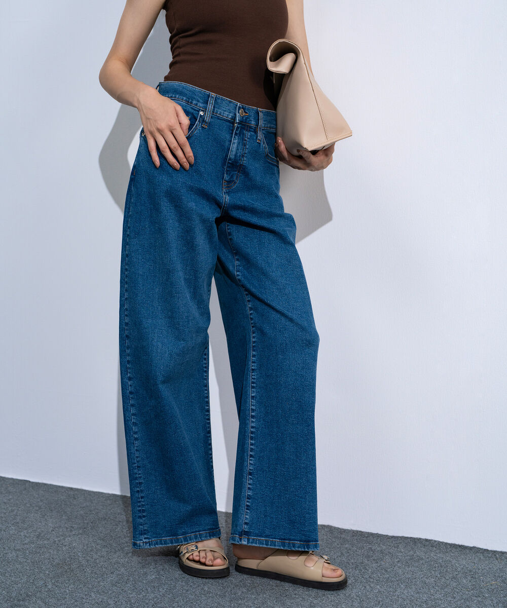 Women's Stone Wash High Rise Straight Jeans
