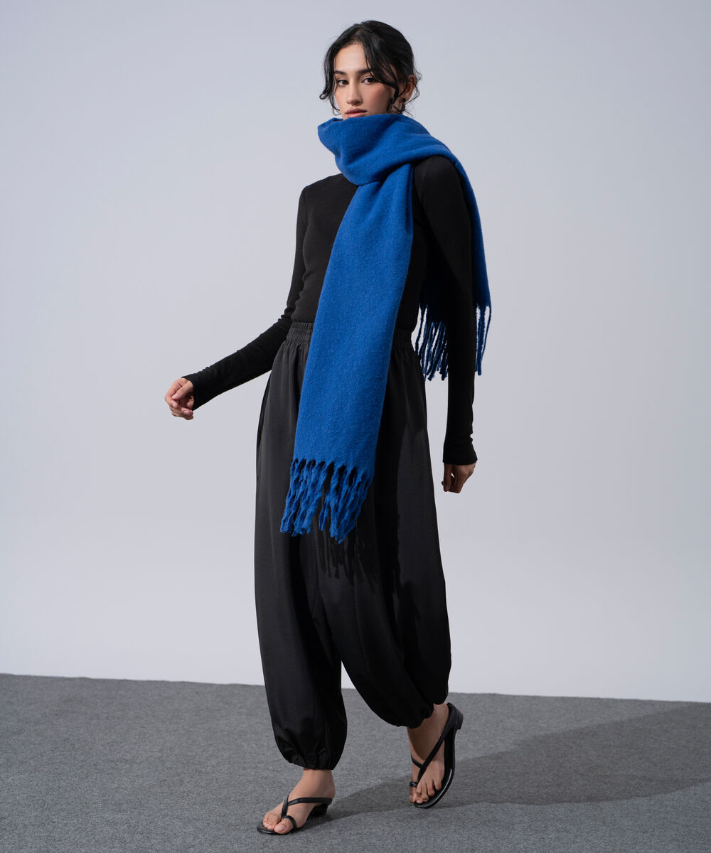 Women's Western Wear Blue Polyester Solid Woolen Scarf