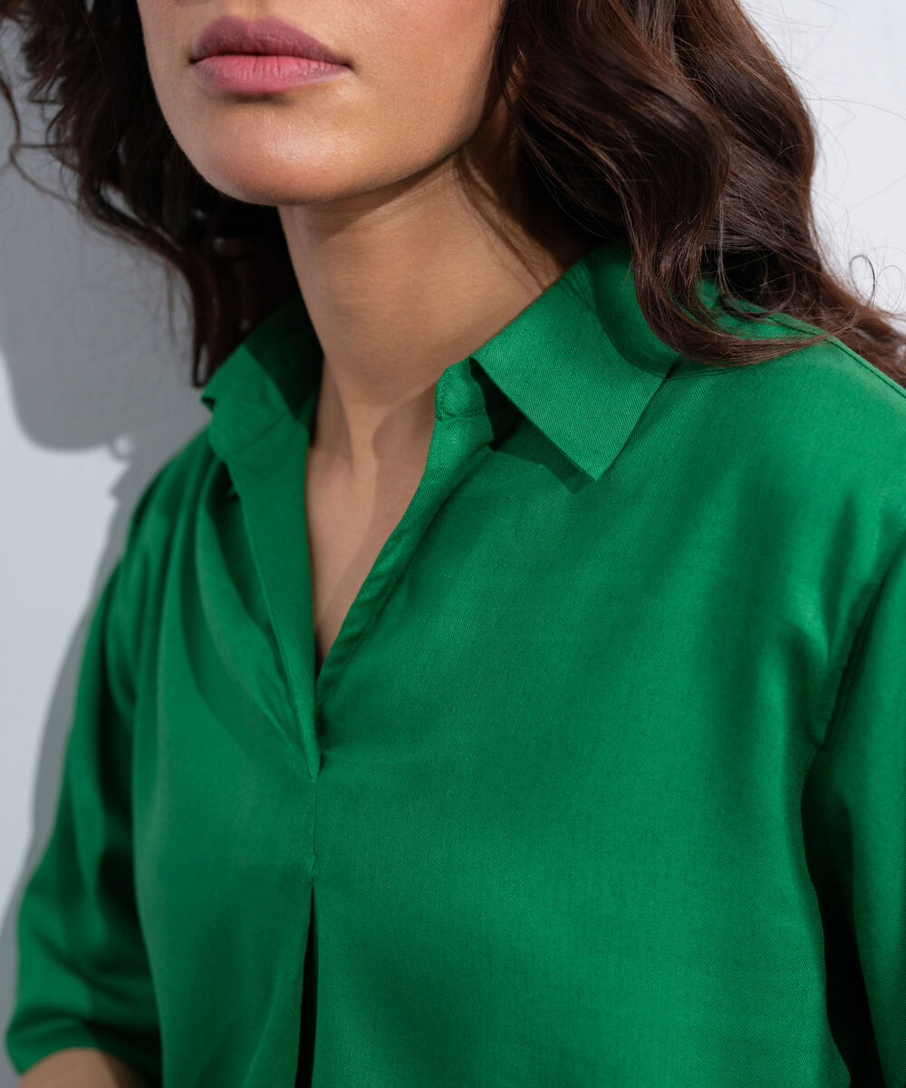 Women's Western Green Linen Blend V-Neck  Top