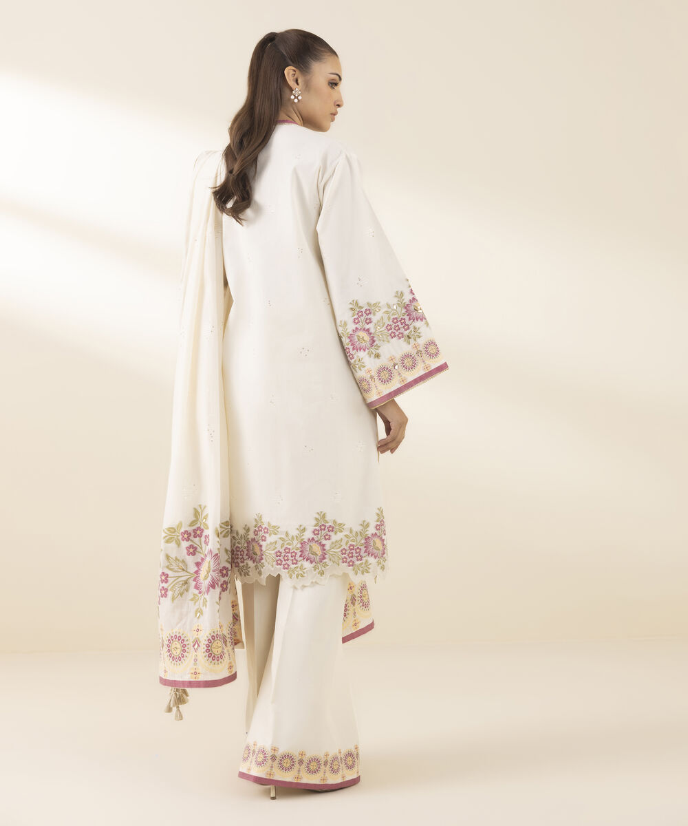 Unstitched Women's Off White Jacquard 3 Piece Suit