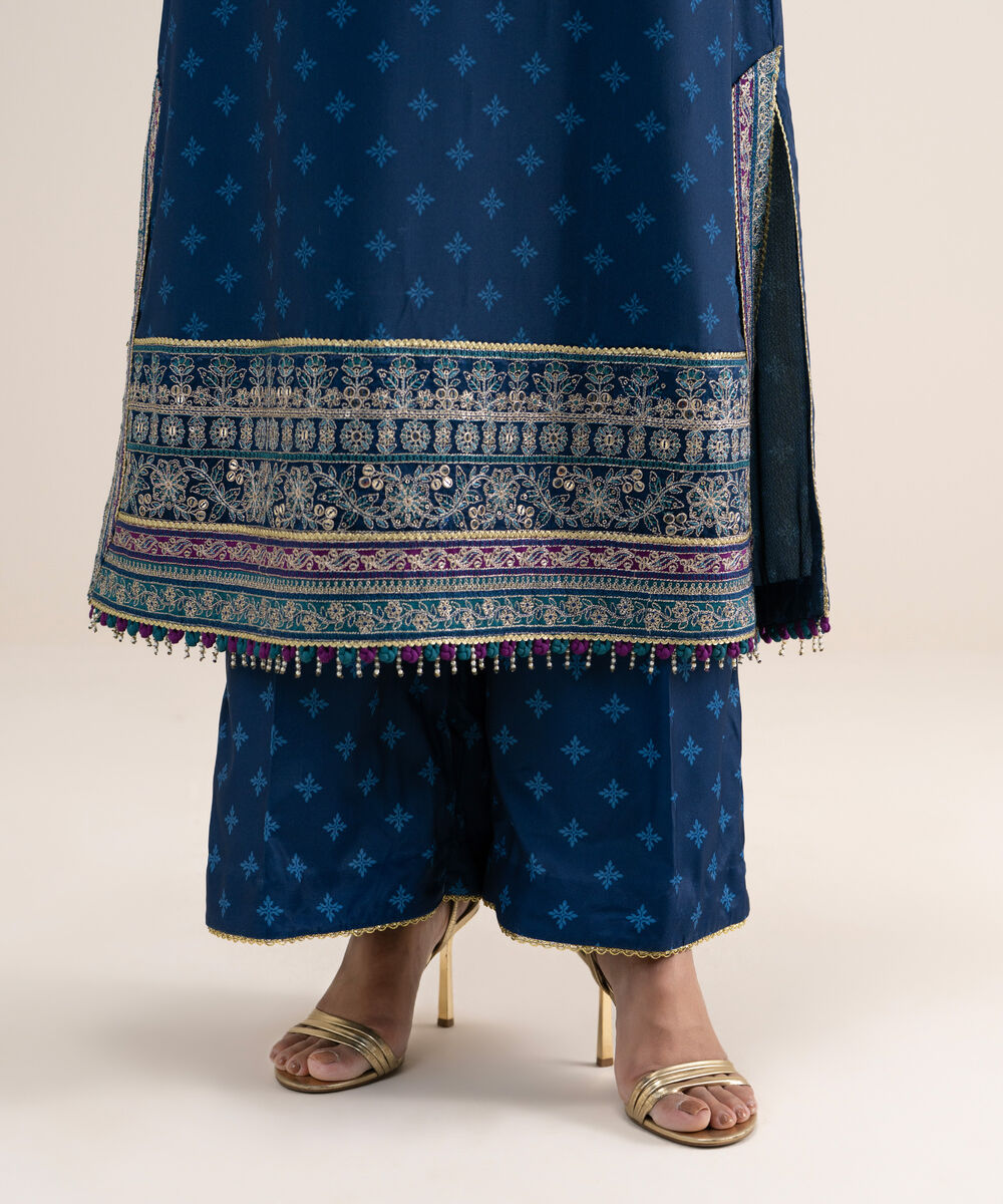 Women's Unstitched Printed Blended Grip Silk Blue 3 Piece Suit