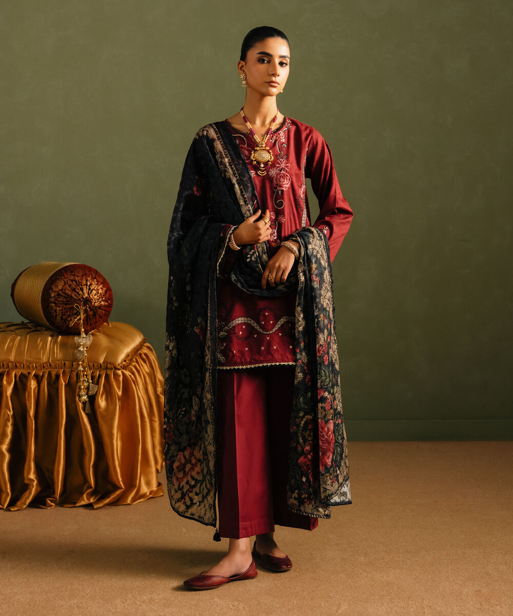 Brochea Jacquard Printed Black Dupatta