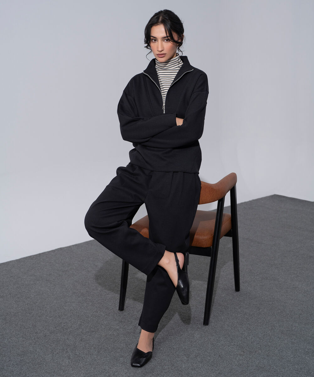 Women's Western Wear Black Knit Barrel-Fit Trousers