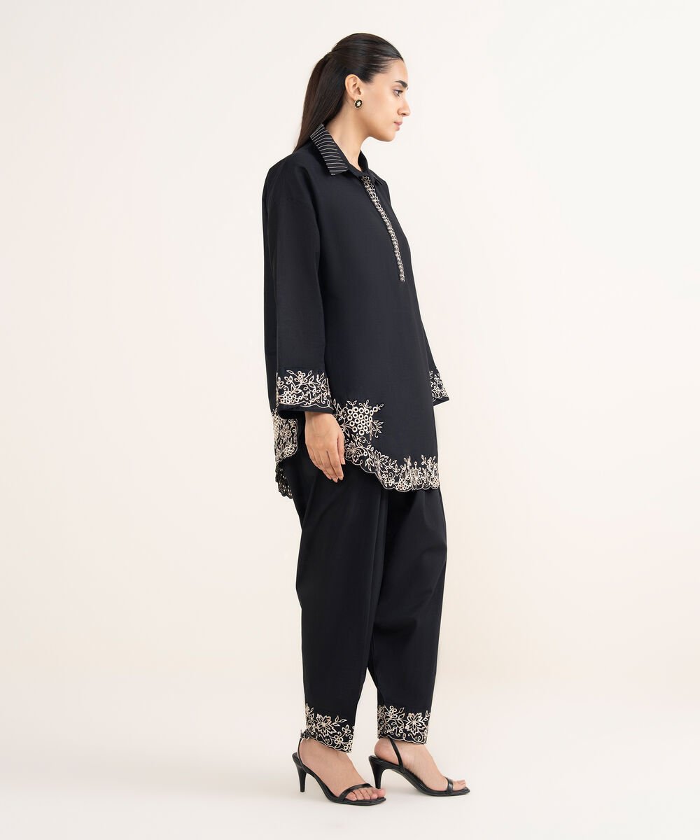 Women's RTW Cross Hatch Black Embroidered Boxy Shirt