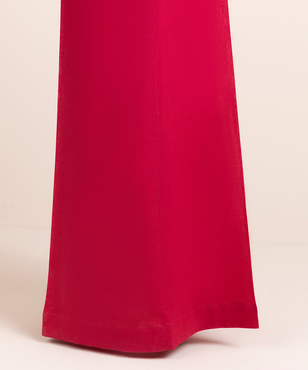 Women's Pret Cross Hatch Red Solid Flared Pants