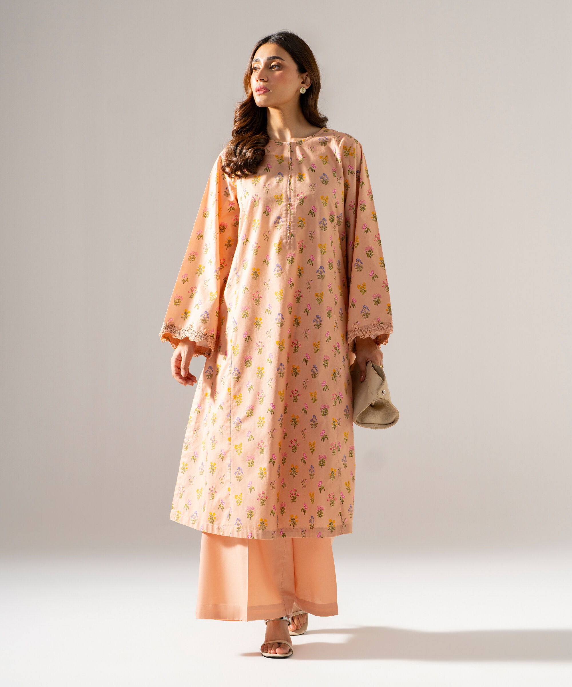 Retail Price: 4990/-PKR