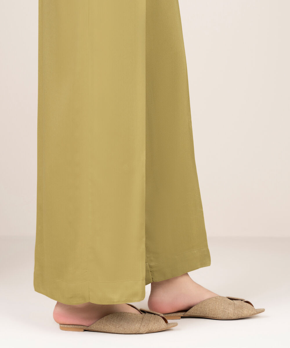 Women's RTW Bedford Solid Olive Green Culottes