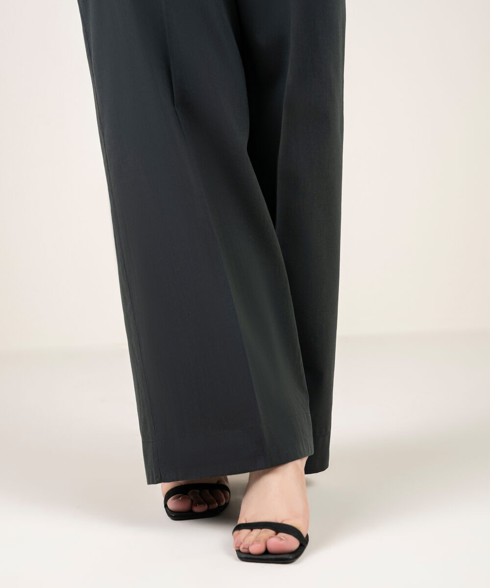 Women's RTW Cotton Viscose Solid Black Culottes