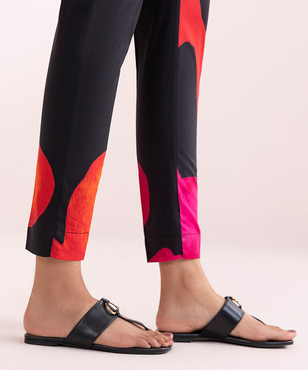 Women's Pret Cambric Multi Printed Cigarette Pants