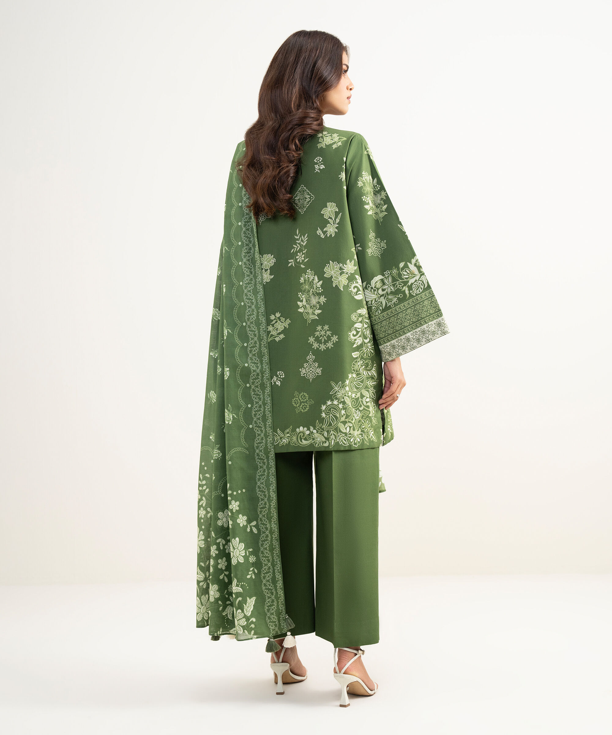 Unstitched 3 Pc Lawn DYS26V3135TS