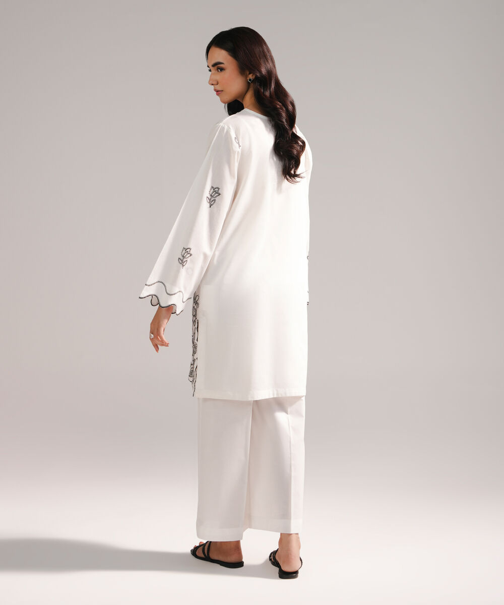 Women's RTW Cross Hatch Embroidered White Straight Shirt