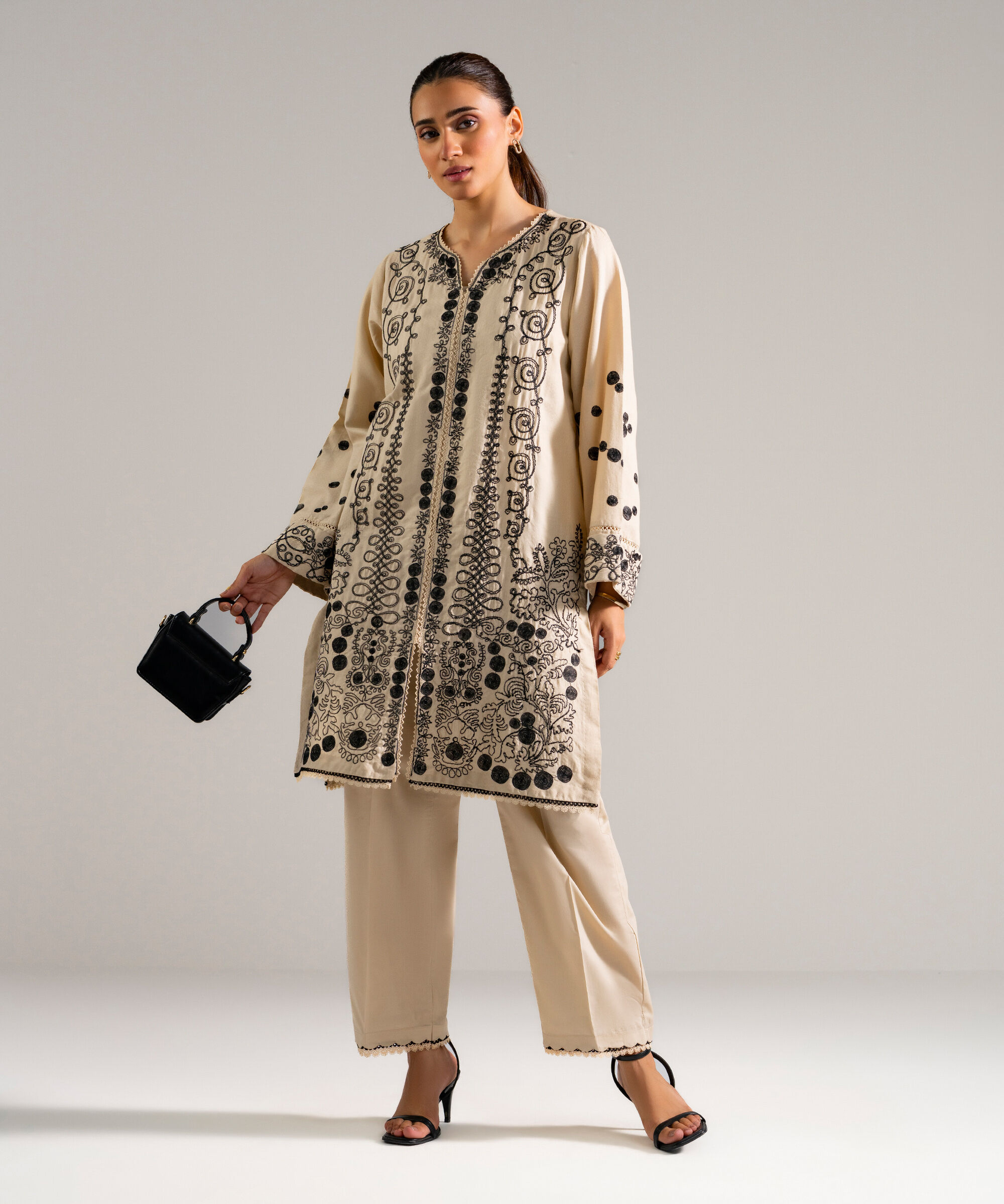 Retail Price: 12990/-PKR