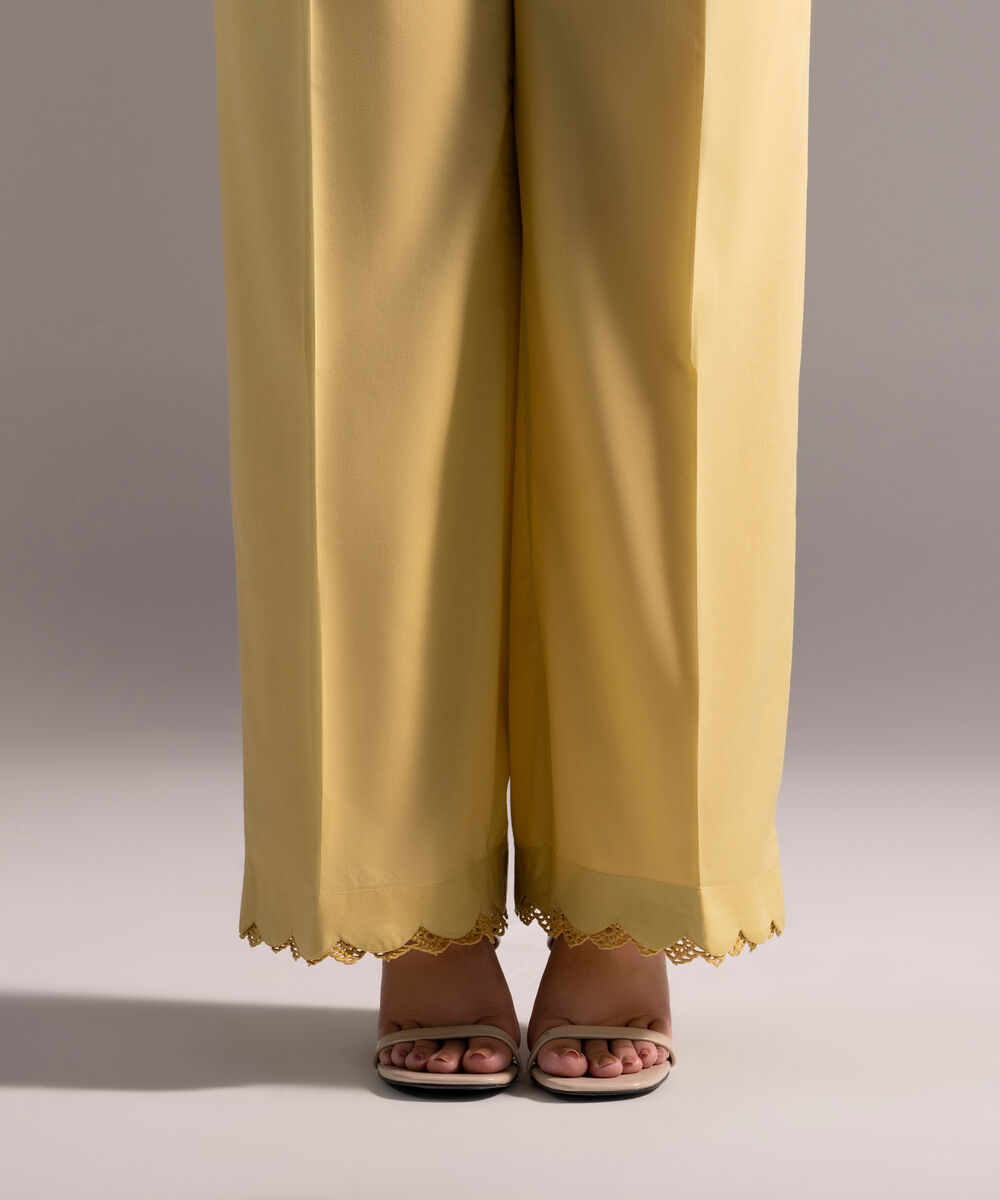 Women's RTW Cambric Solid Pale Yellow Culottes