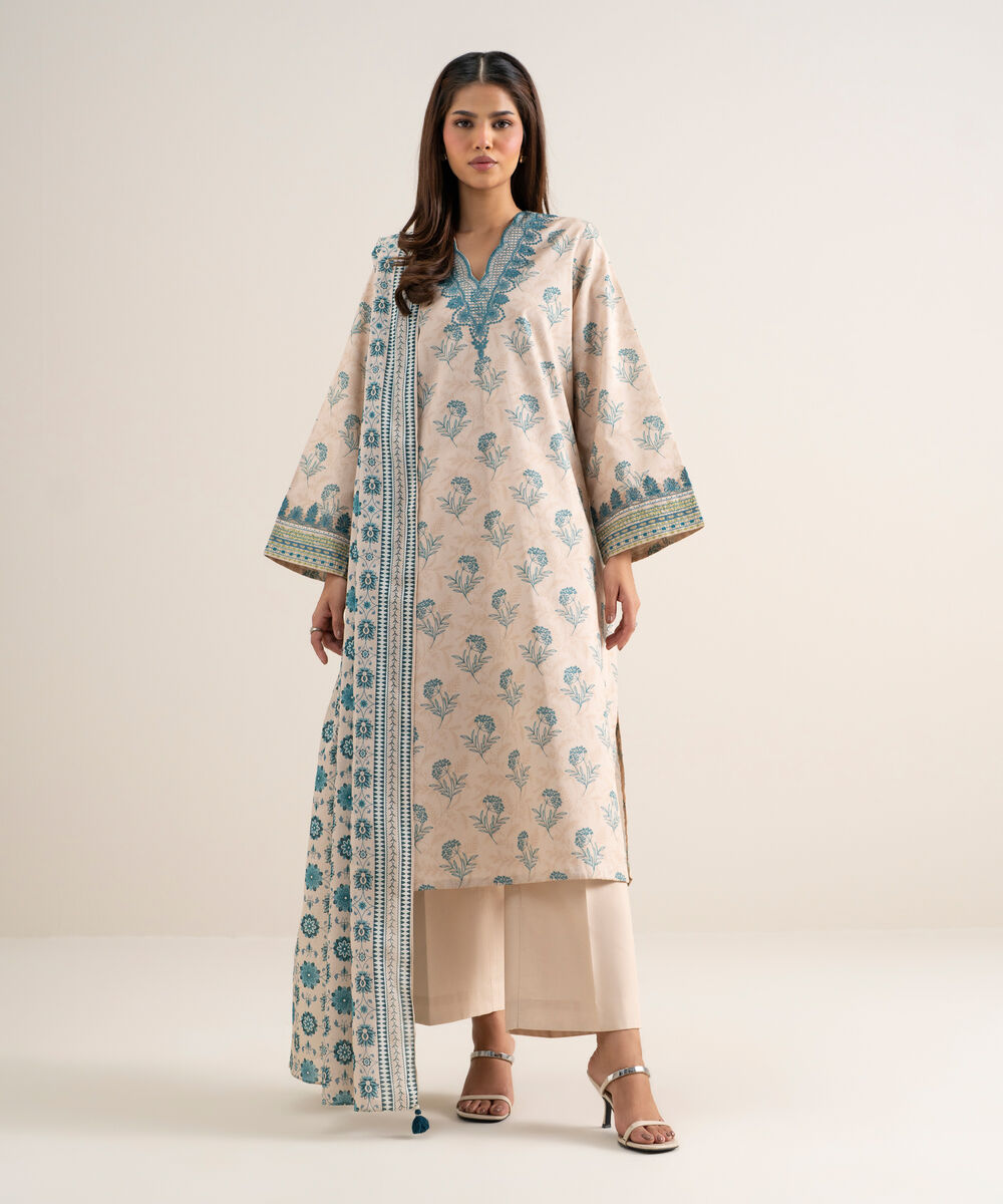 3 Piece - Embroidered Lawn Suit