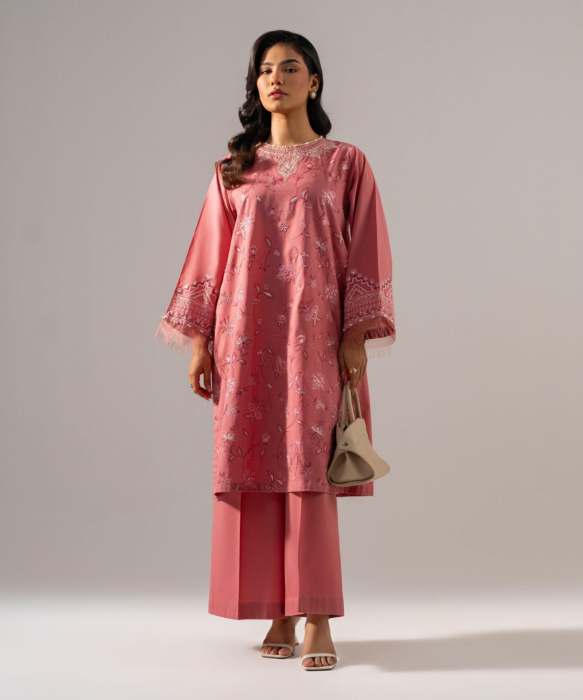 Retail Price: 9990/-PKR