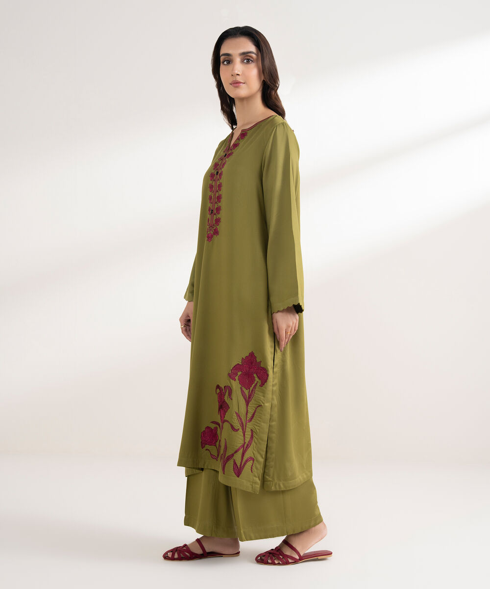 Women's RTW Bedford Embroidered Straight Green Shirt