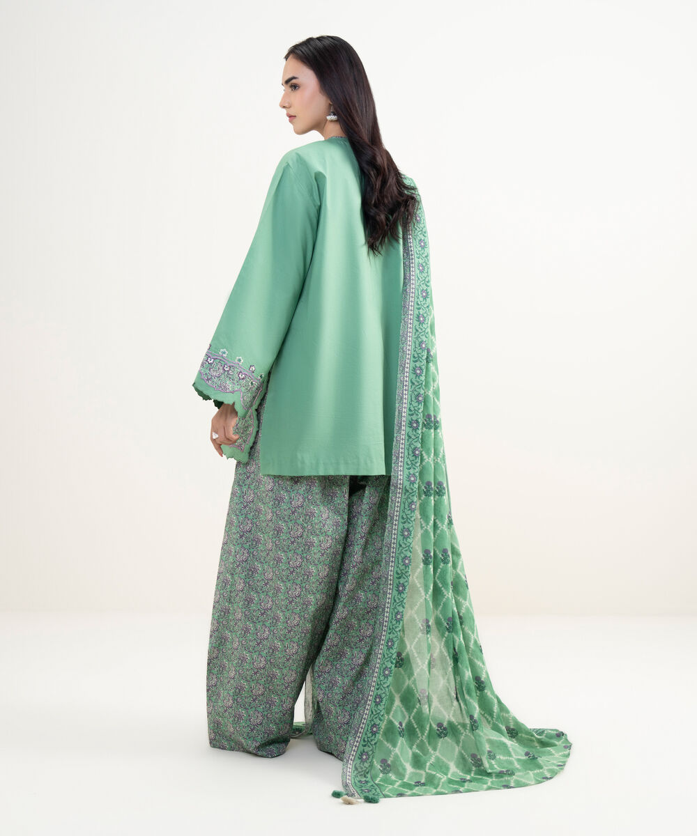 Women's Unstitched Textured Lawn Embroidered Green 3 Piece Suit
