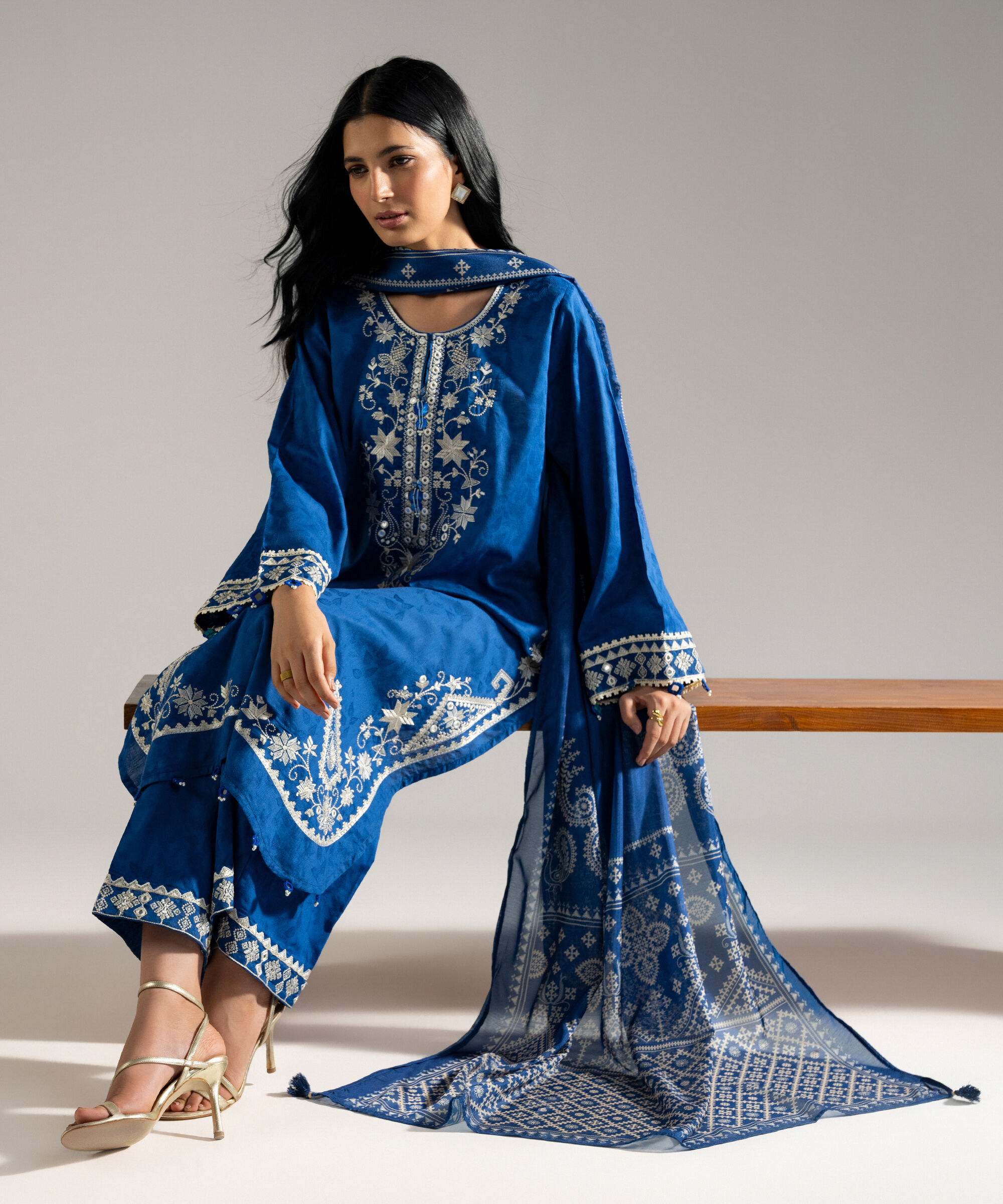 Retail Price: 15990/-PKR