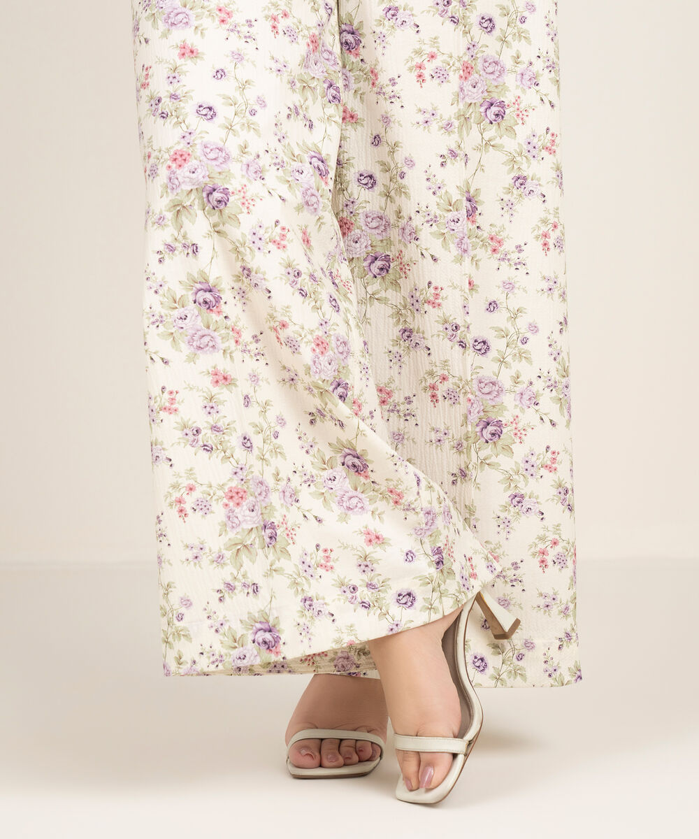 Women's RTW Seersucker Printed Off White Flared Pants