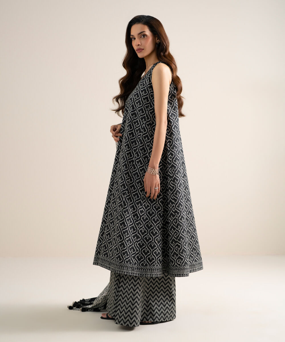Women's Unstitched Lawn Printed Black & White  3 Piece Suit