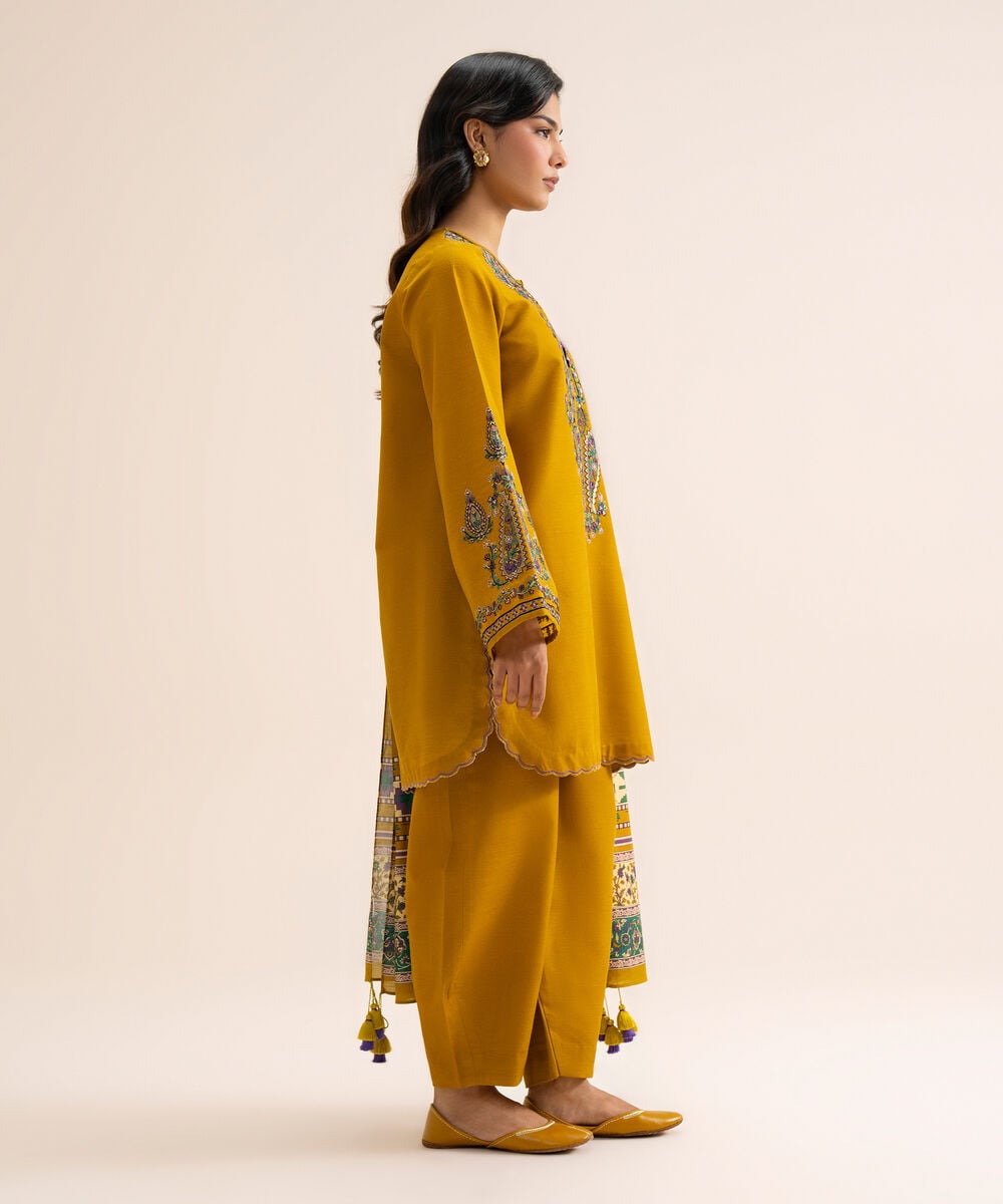 Women's Unstitched Light Khaddar Embroidered Multi 3 Piece Suit