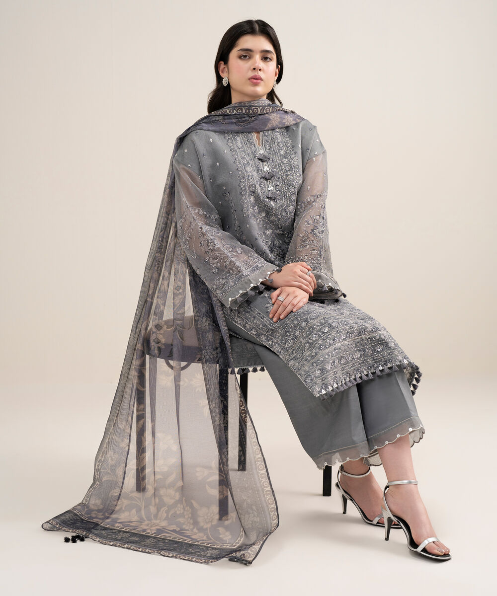 Women's Unstitched Blended Viscose Khaddi Net Embroidered Grey 3 Piece Suit