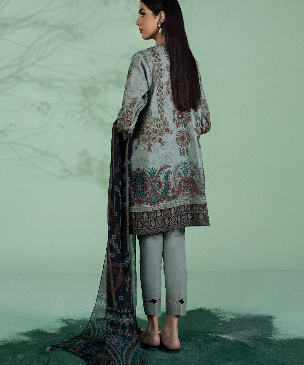 Women's Unstitched Three Piece Printed Lawn Suit