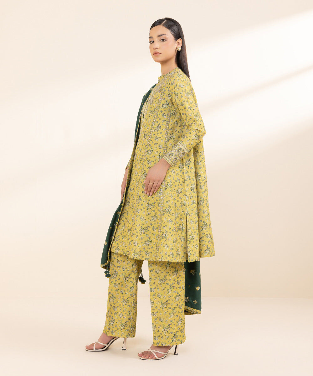 Women's Unstitched Khaddar Yellow Embroidered 3 Piece Suit