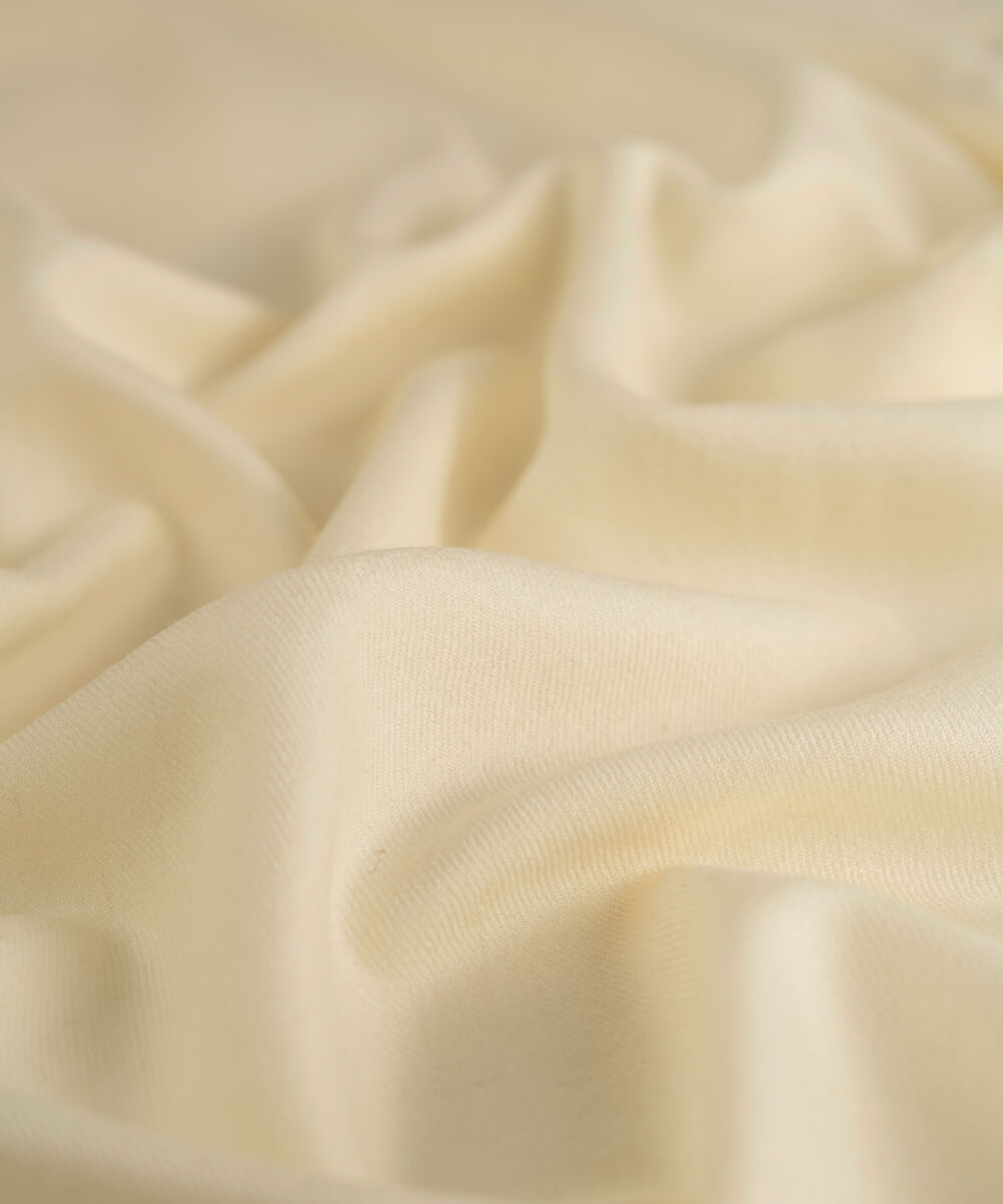 Men Wool Blended Off-White Shawl