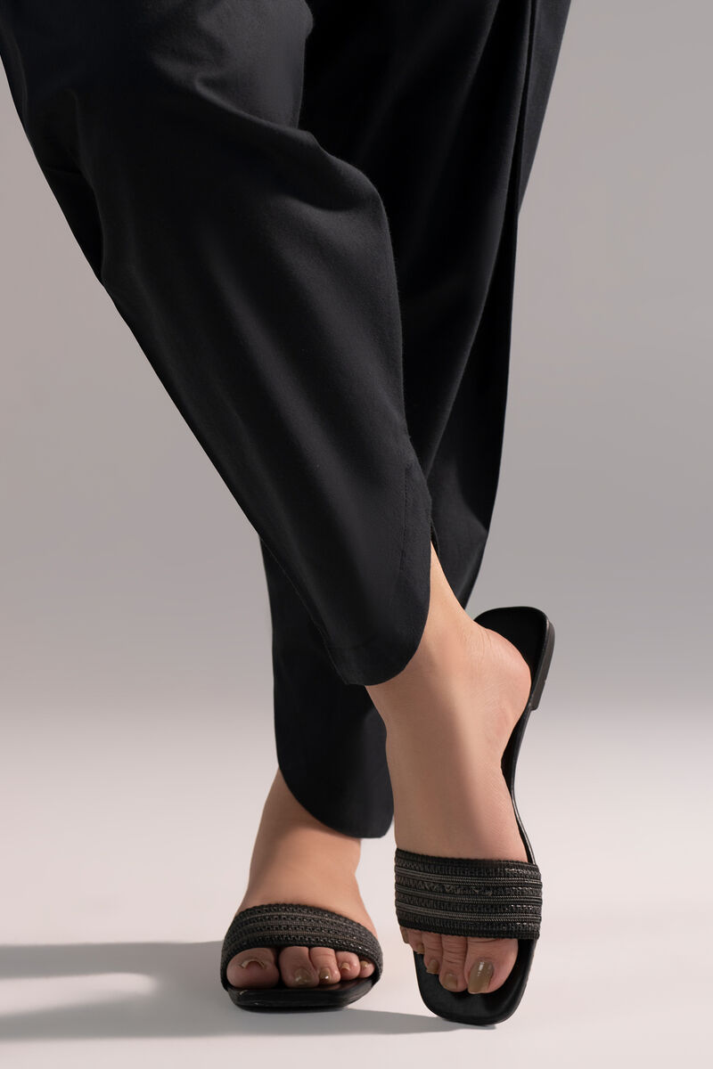 Solid Cambric Skinny Shalwar